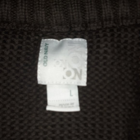 ((Listing#155)) Old Navy Sweater - Picture 2 of 7